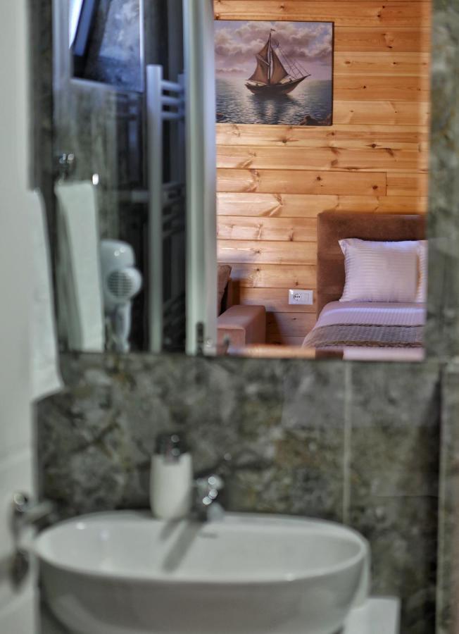 Bujtina Siar Otel Pogradaş Dış mekan fotoğraf