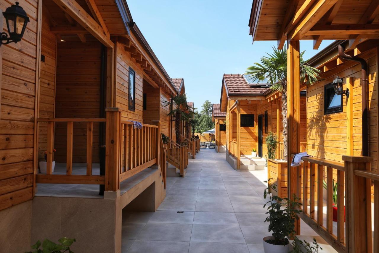 Bujtina Siar Otel Pogradaş Dış mekan fotoğraf